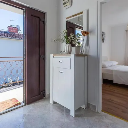 Edi Apartment *