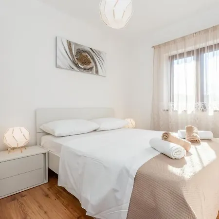 Apartment Edi